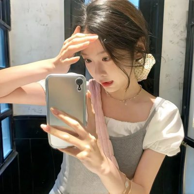 玛丽莲有深黑之眸